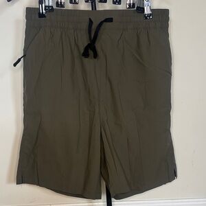 Gradual Men’s Olive Green Drawstring Shorts Size Medium
